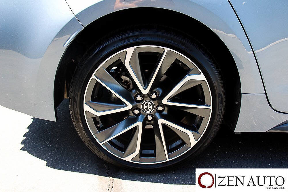 Used 2020 Toyota Corolla XSE FWD image 20