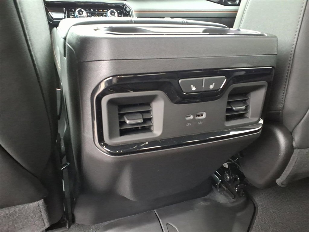 New 2026 GMC Sierra 1500 AT4 w/ AT4 Premium Package image 8