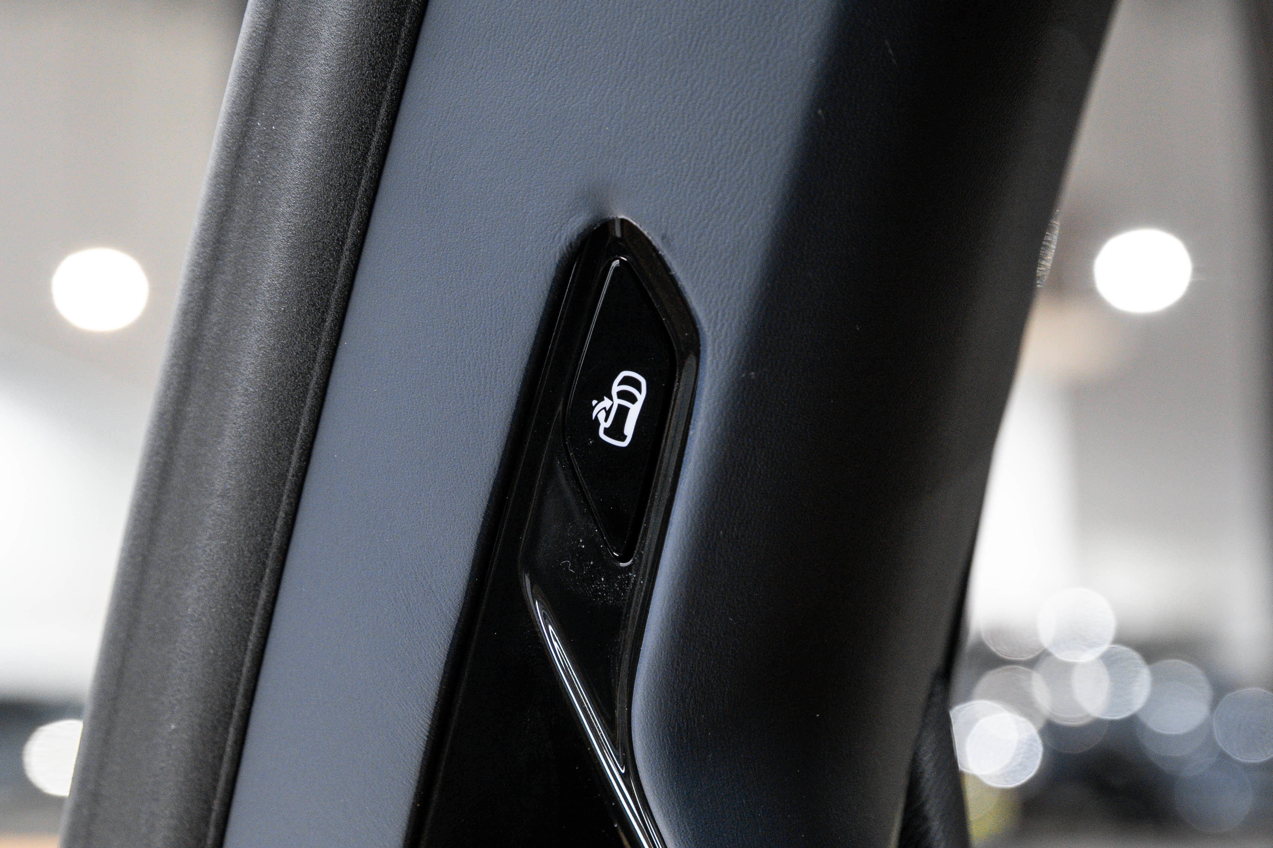 Certified 2024 Ferrari Purosangue image 64