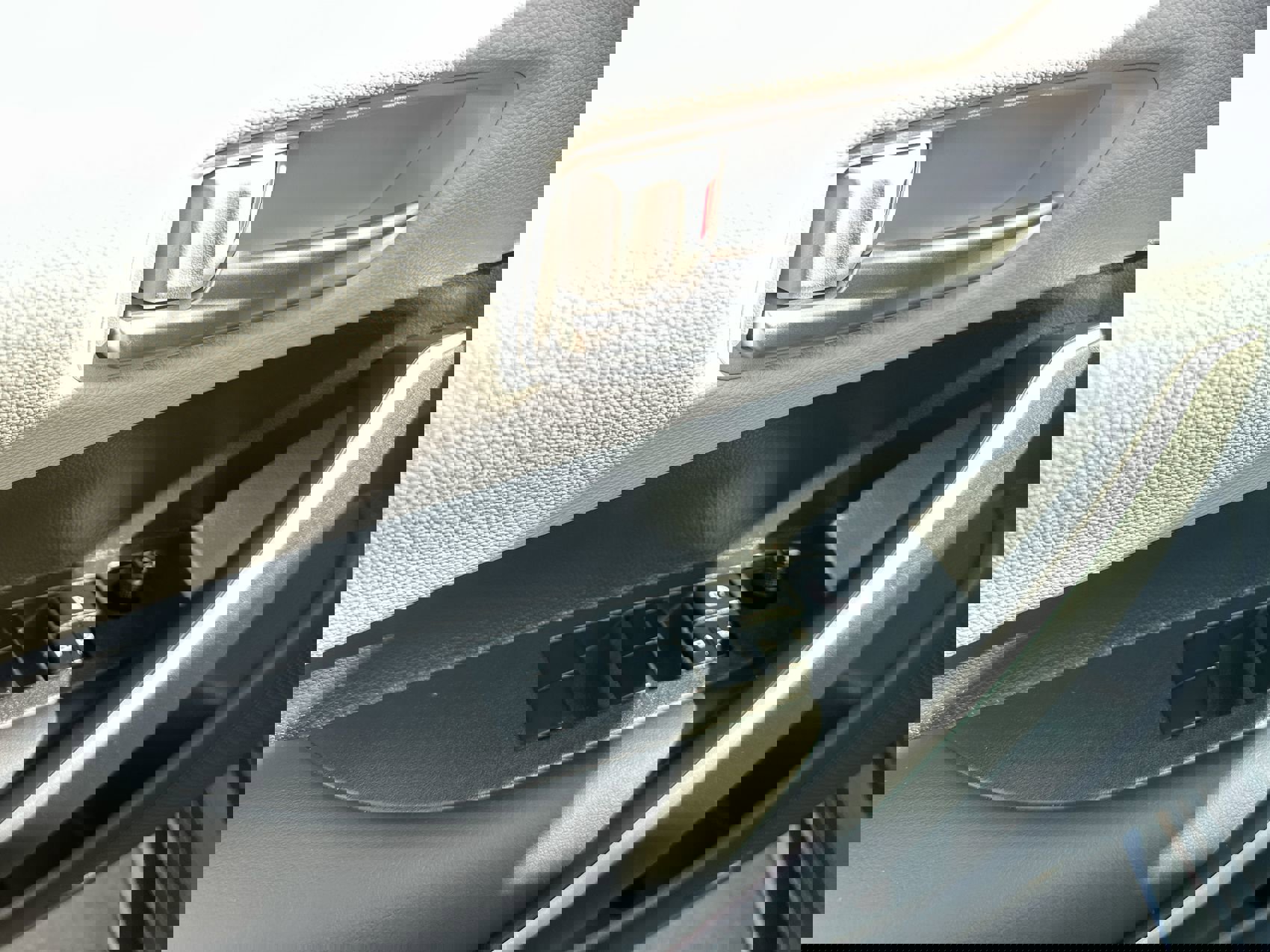 Used 2025 Toyota Corolla FX w/ Convenience Package image 13