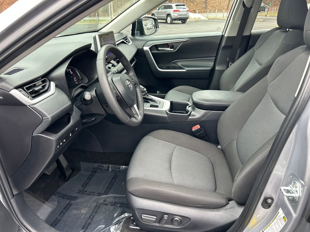 Certified 2024 Toyota RAV4 XLE image 17