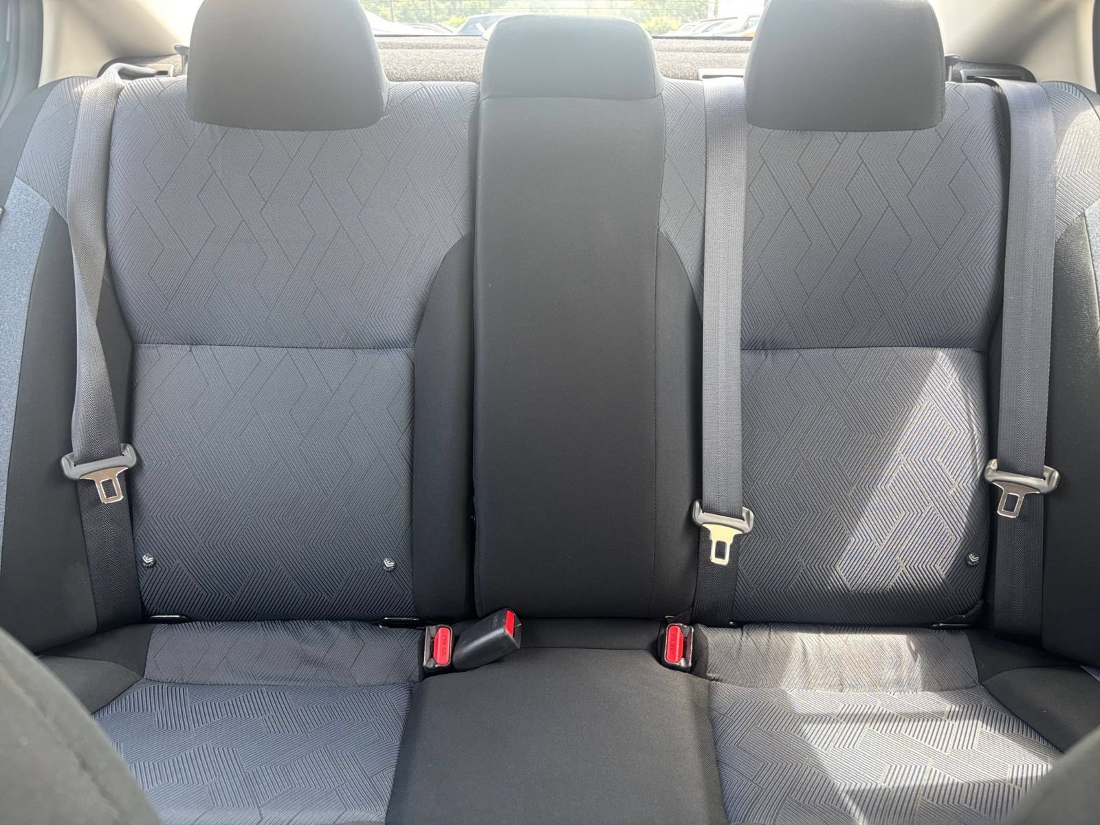 Used 2025 Nissan Versa SV FWD image 36