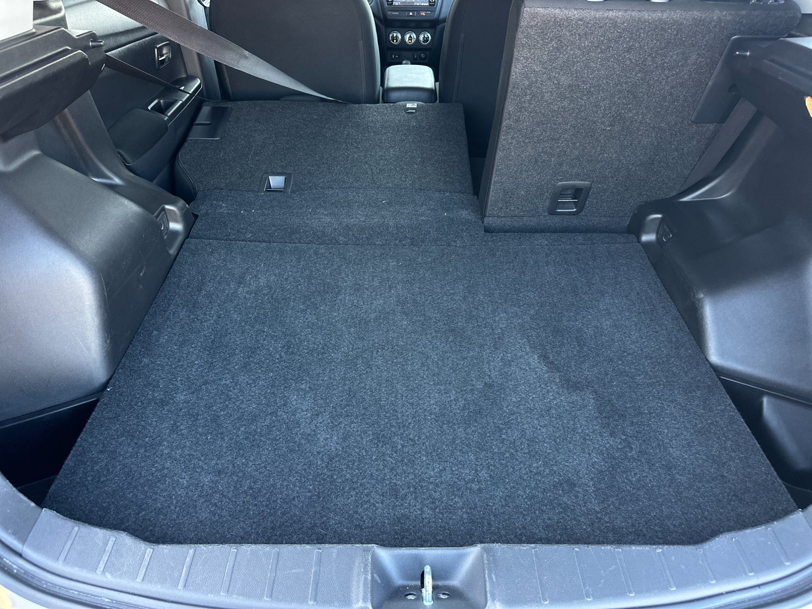 Used 2025 Mitsubishi Outlander Sport AWD image 15
