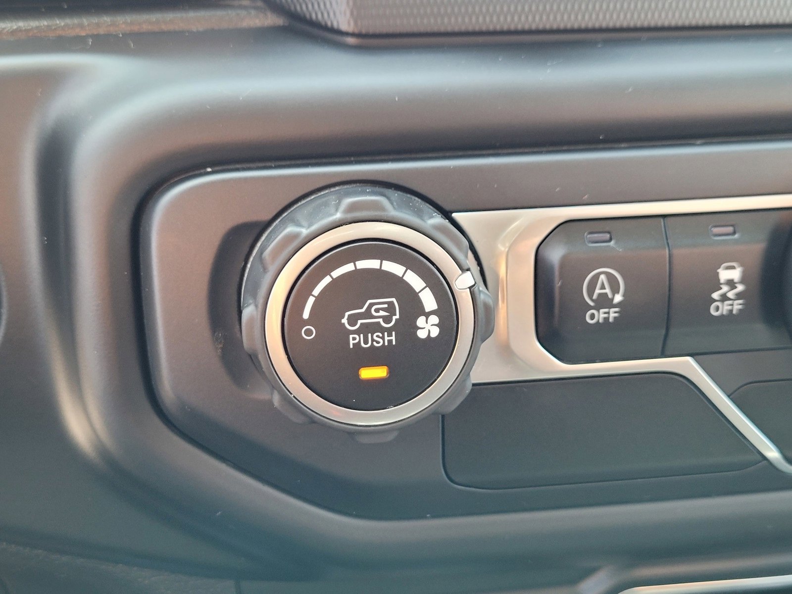 Used 2021 Jeep Wrangler Unlimited Sport image 20