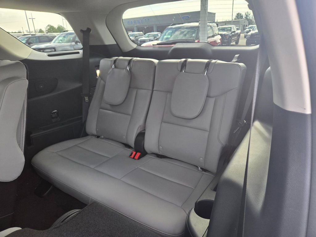 New 2026 Ford Explorer Active w/ Active Comfort Package image 9