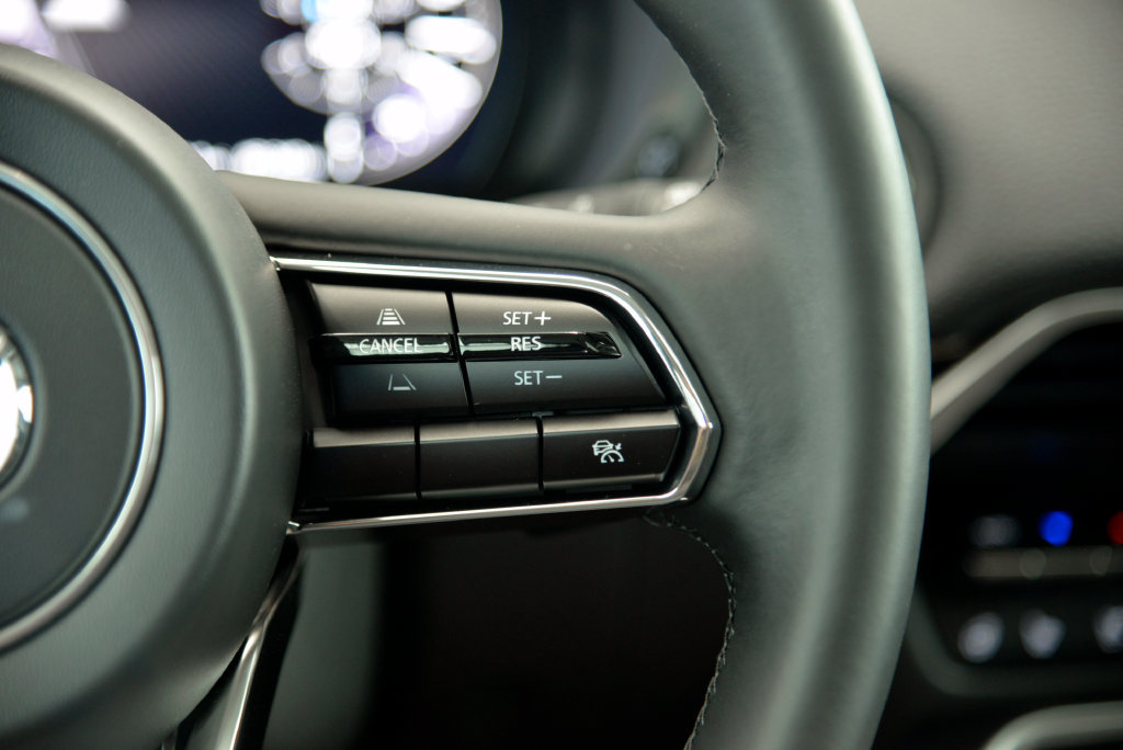 Certified 2026 MAZDA CX-90 Plug-In Hybrid w/ Preferred AWD/4WD image 23