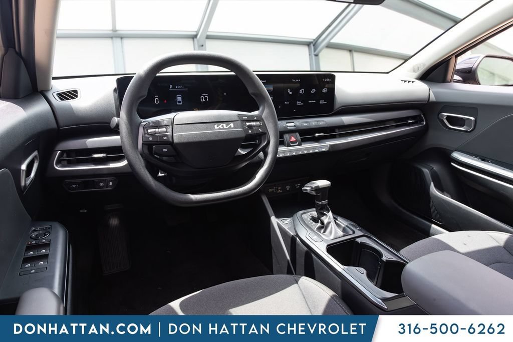Used 2025 Kia K4 FWD image 16
