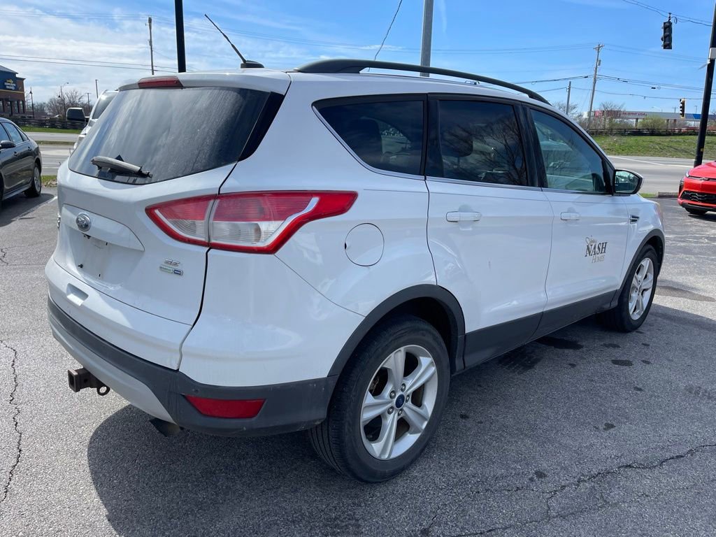 Used 2015 Ford Escape SE w/ Equipment Group 201A image 3
