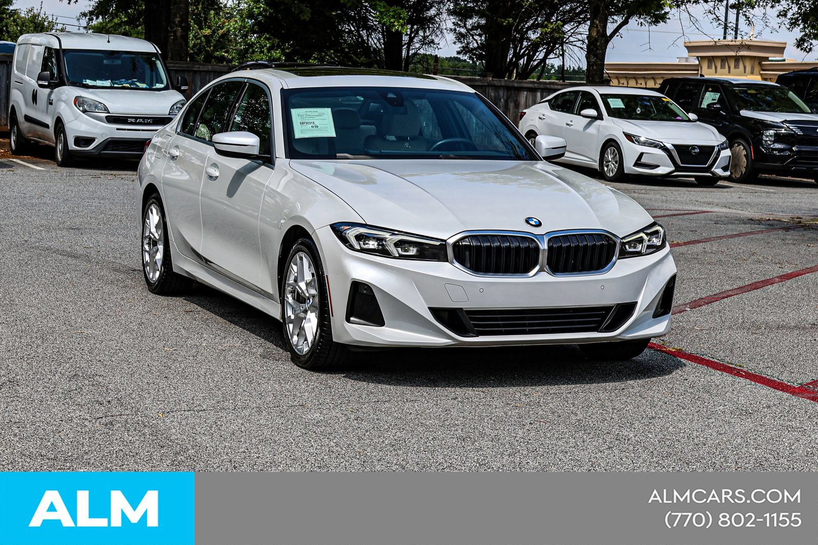 Used 2025 BMW 330i Sedan w/ Convenience Package RWD image 5