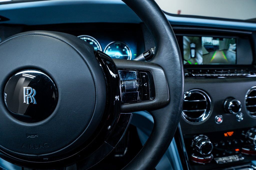 Used 2022 Rolls-Royce Cullinan image 48