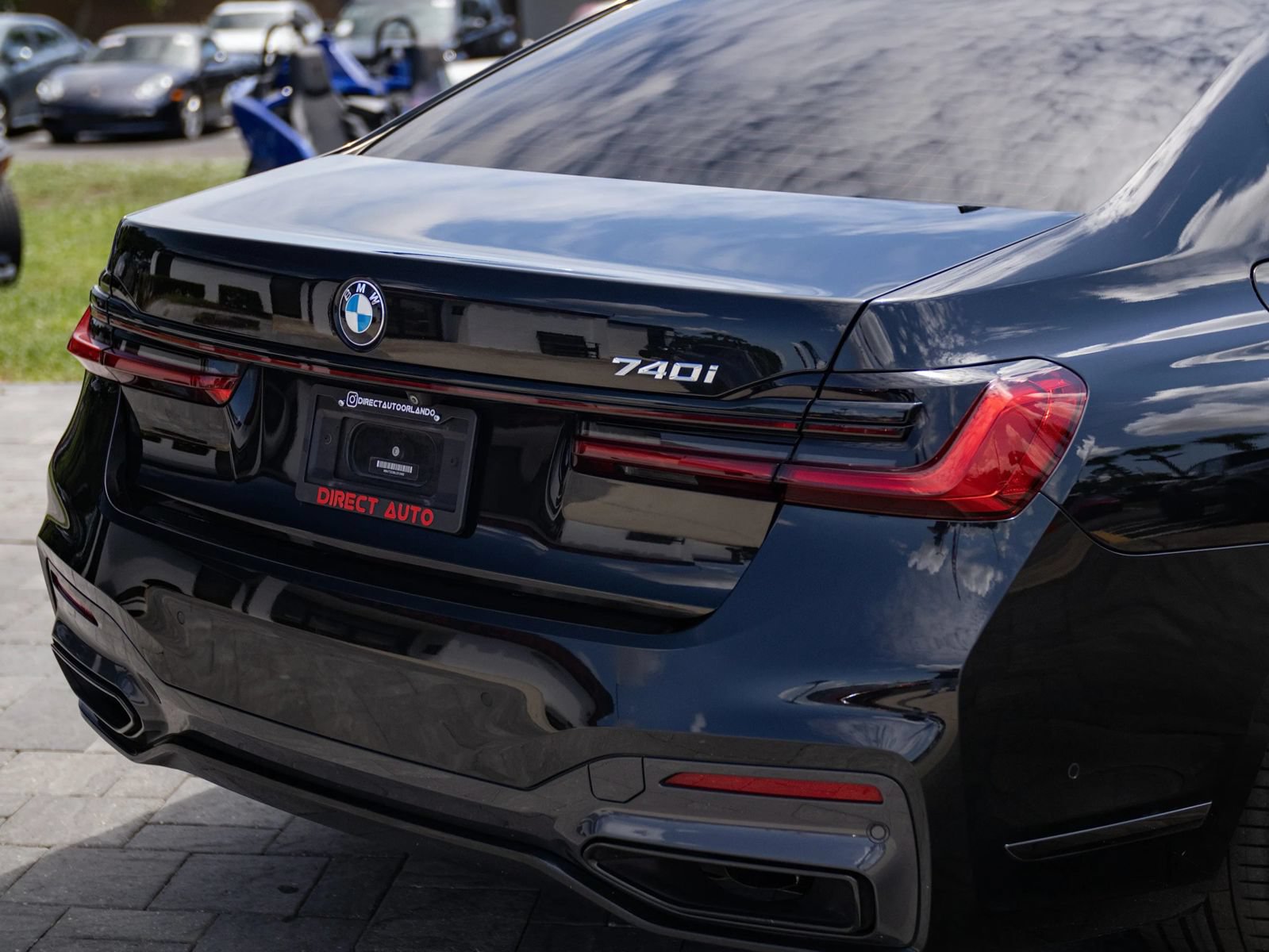 Used 2020 BMW 740i w/ M Sport Package RWD image 12