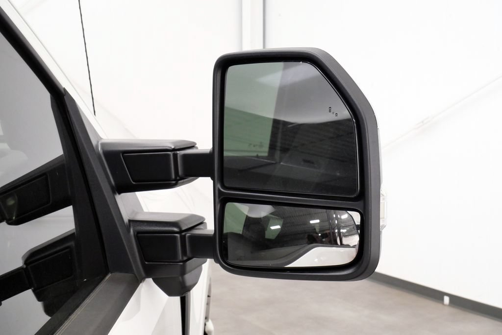 Used 2025 Ford F150 Lariat AWD/4WD image 42
