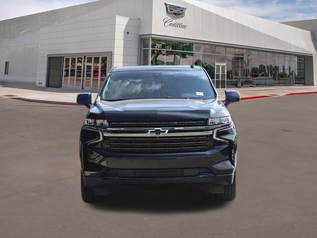 Used 2021 Chevrolet Suburban RST w/ Luxury Package RWD image 2