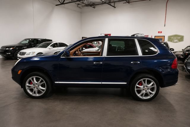 Used 2005 Porsche Cayenne Turbo AWD/4WD image 9