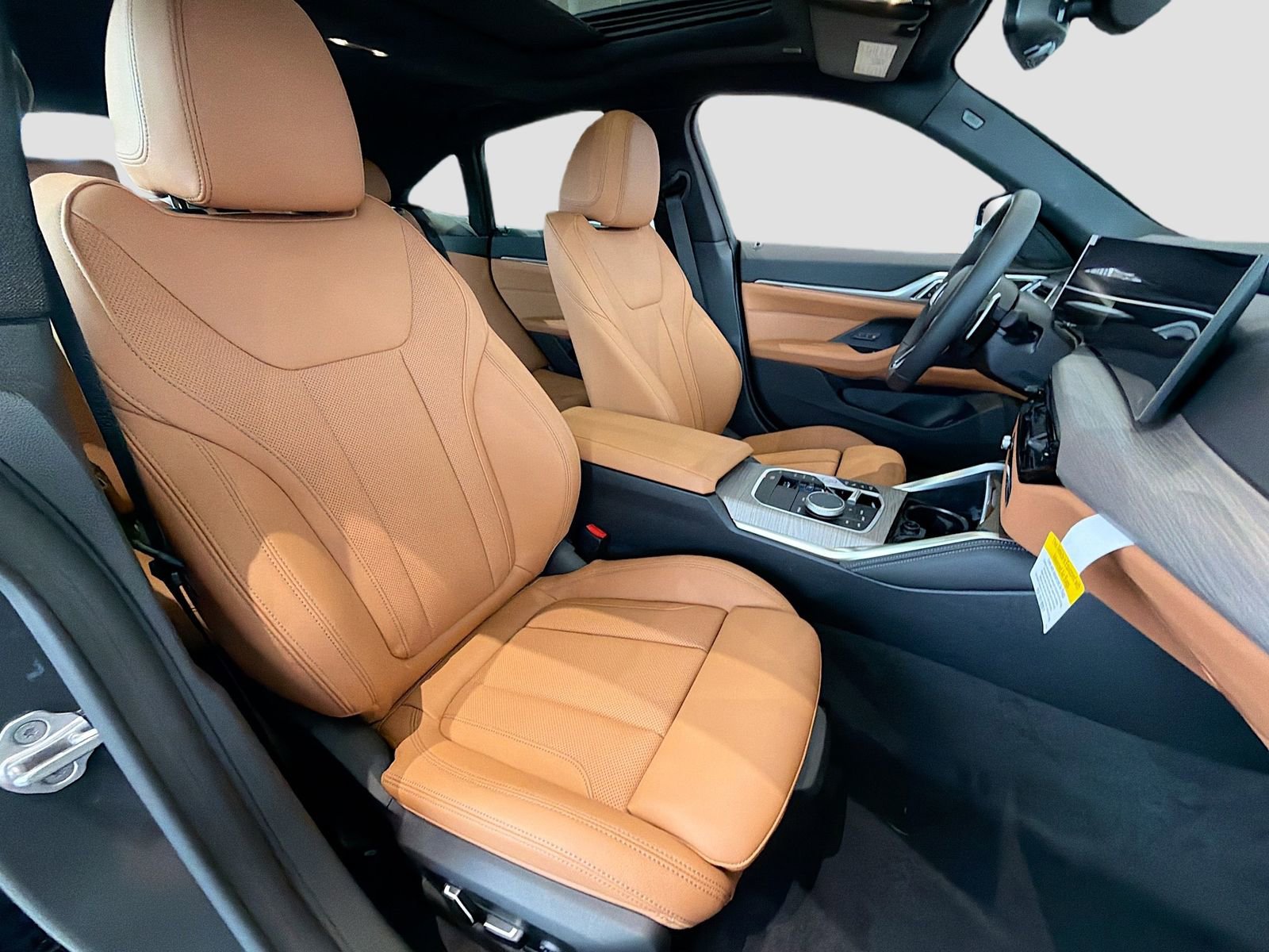 New 2026 BMW 430i xDrive w/ M Sport Package AWD/4WD image 30