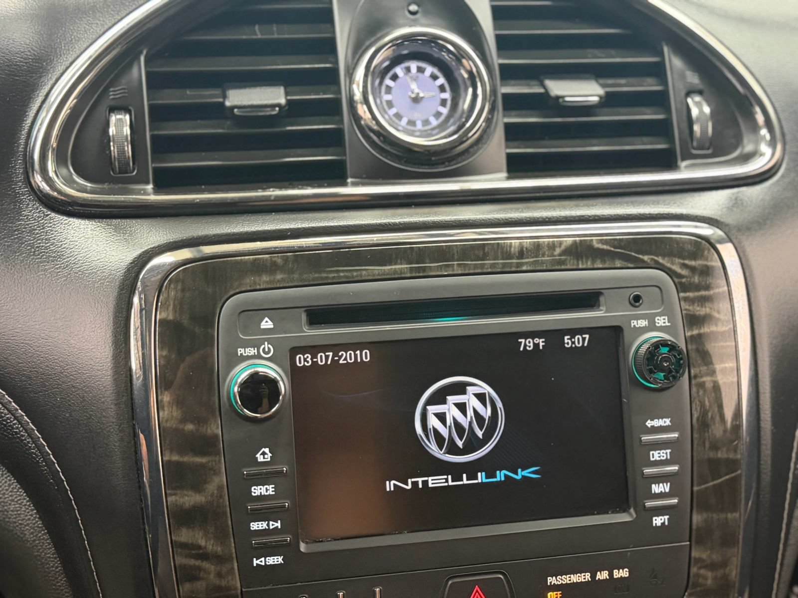 Used 2013 Buick Enclave Premium AWD/4WD image 30