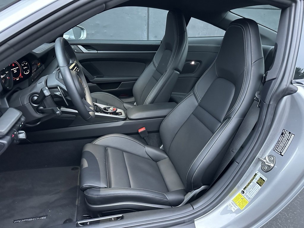 Certified 2024 Porsche 911 Carrera image 5