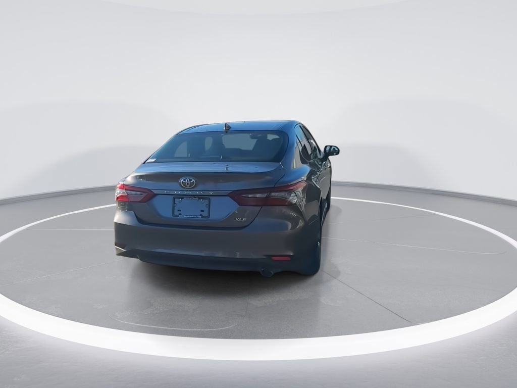 Used 2023 Toyota Camry XLE w/ Cold Weather Package FWD image 8