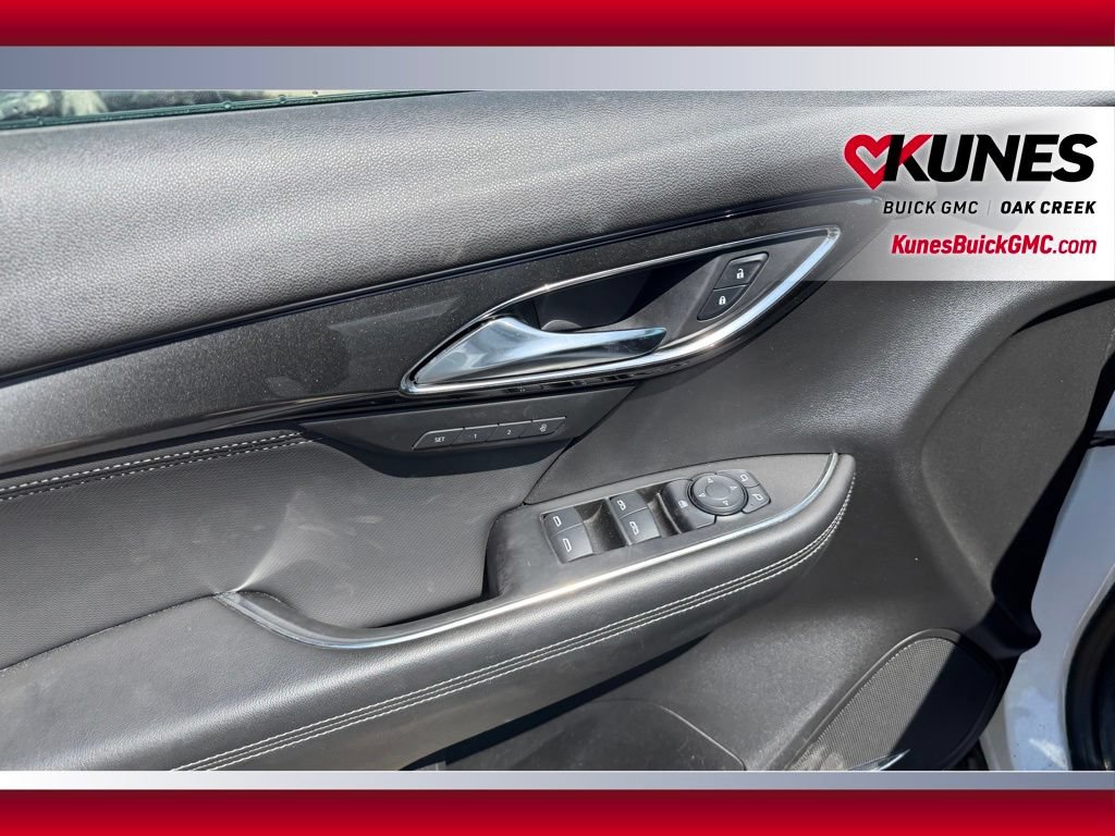 Used 2024 Buick Envision Preferred AWD/4WD image 9