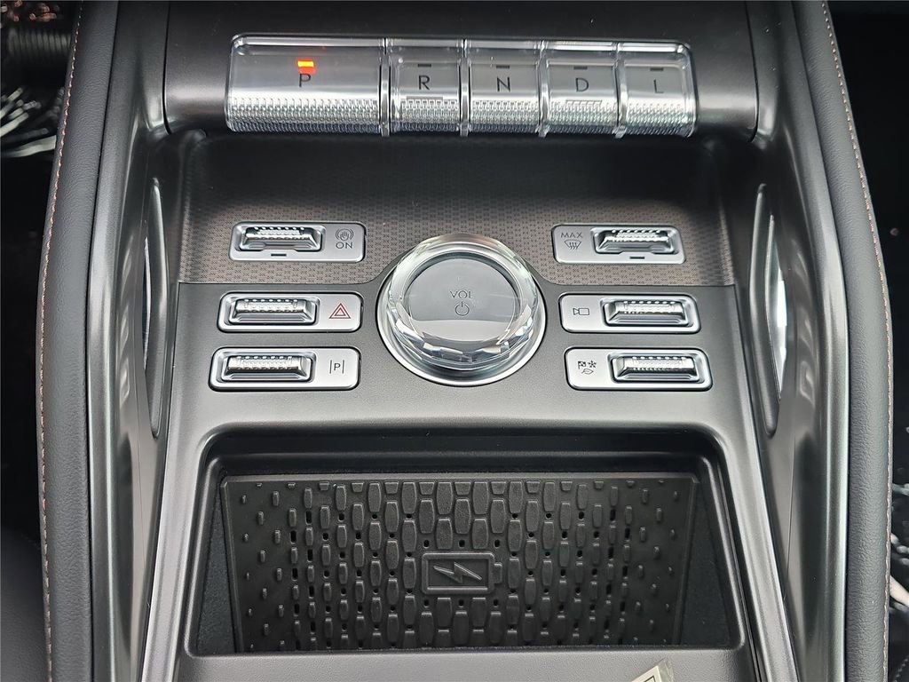 New 2026 Lincoln Nautilus Premier w/ Equipment Group 102A AWD/4WD image 19