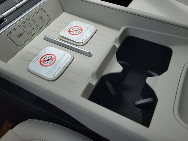 New 2026 Hyundai Santa Fe SE FWD image 16