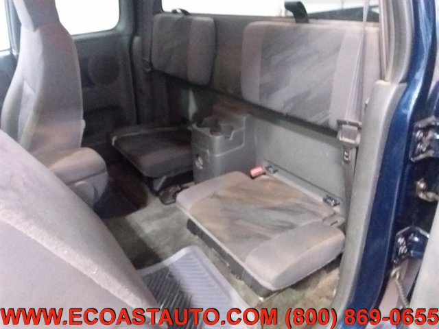 Used 2004 Chevrolet Colorado LS image 13