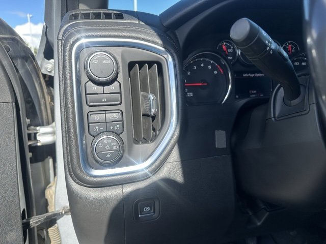 Used 2022 Chevrolet Silverado 3500 LT w/ Convenience Package image 28