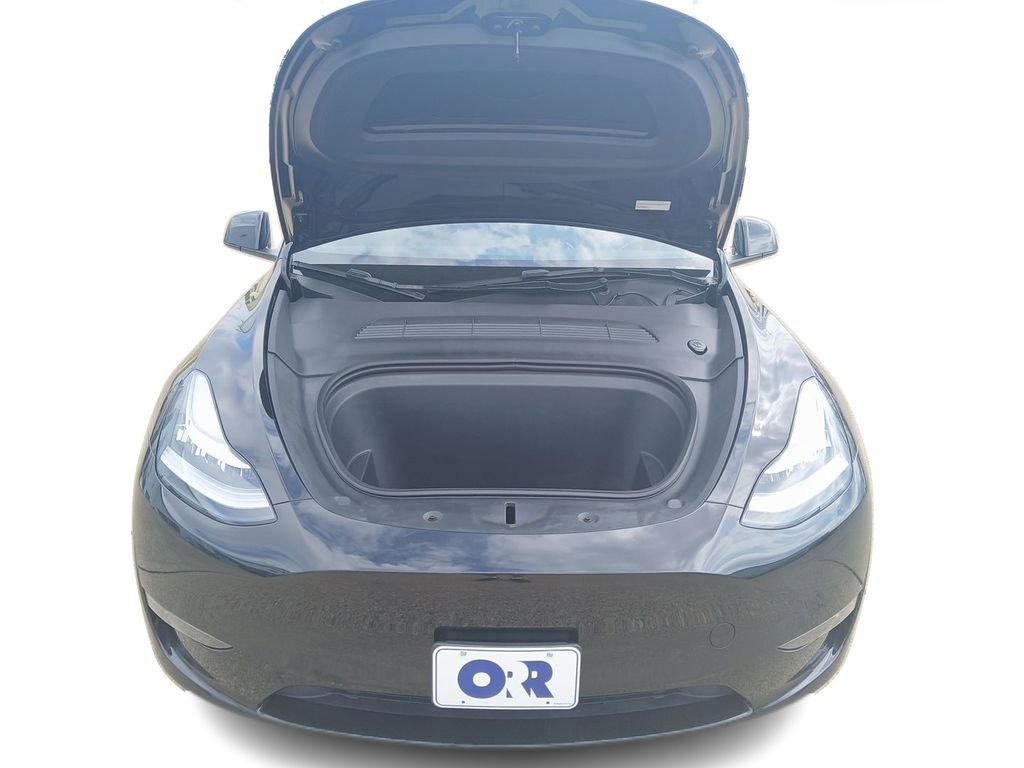 Used 2023 Tesla Model Y Long Range image 12