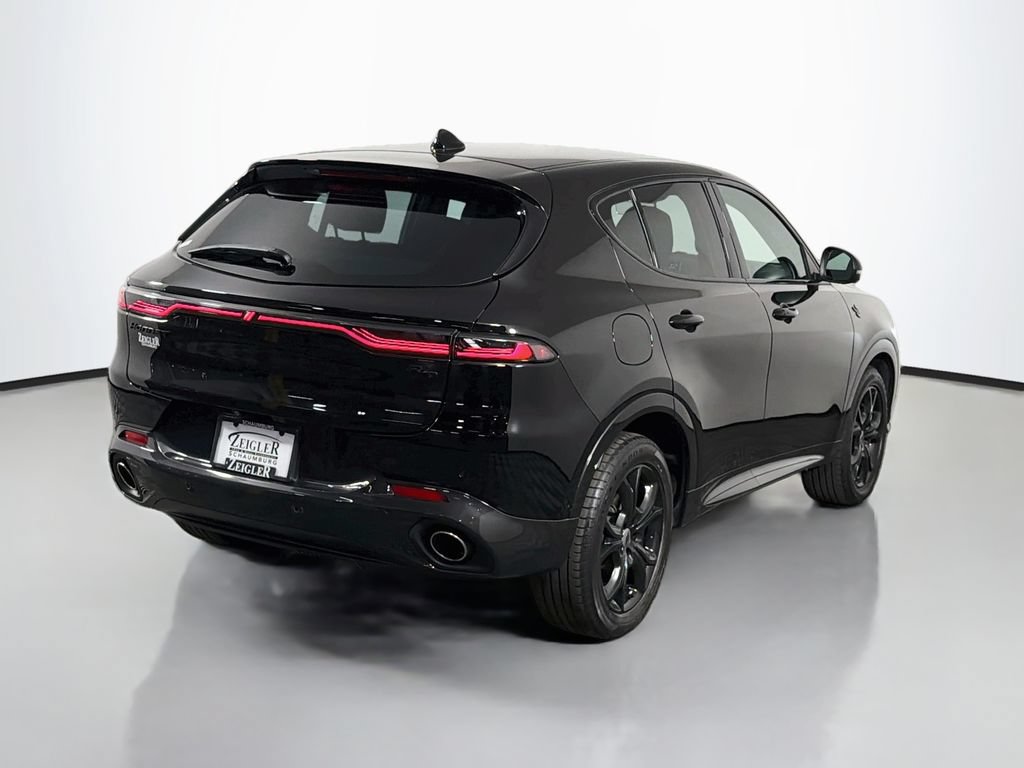 Used 2024 Dodge Hornet R/T w/ Tech Pack w/o Parking AWD/4WD image 7