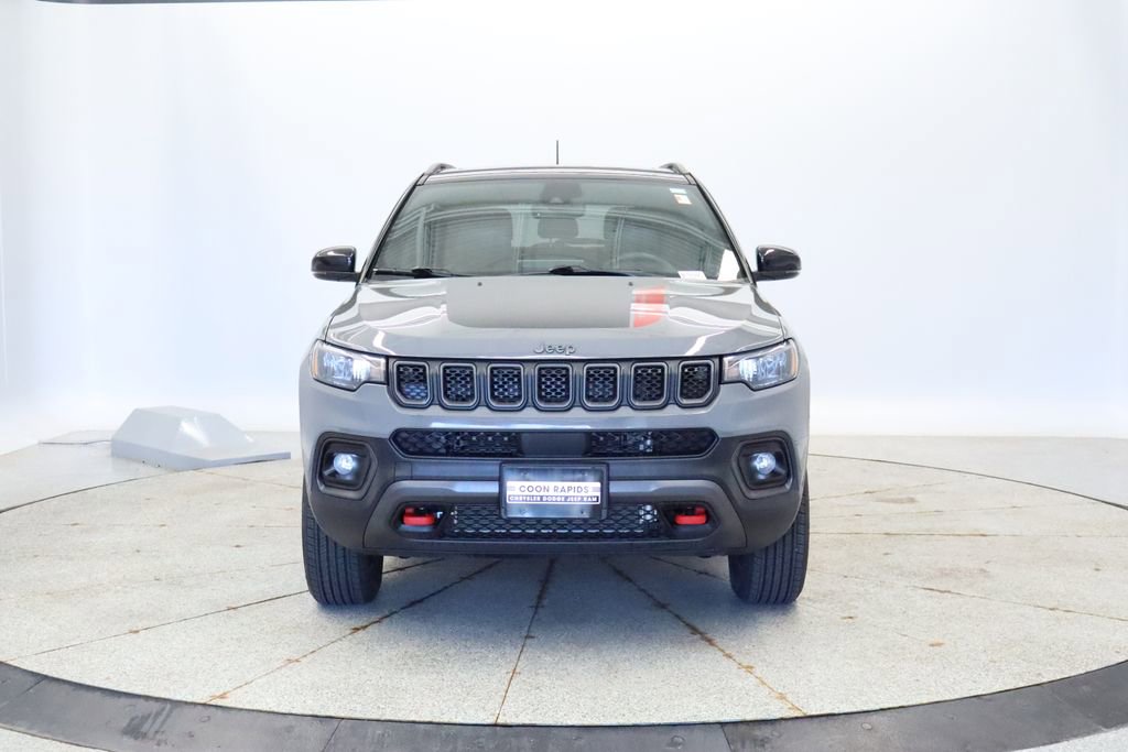 Used 2023 Jeep Compass Trailhawk w/ Sun and Sound Group AWD/4WD image 8