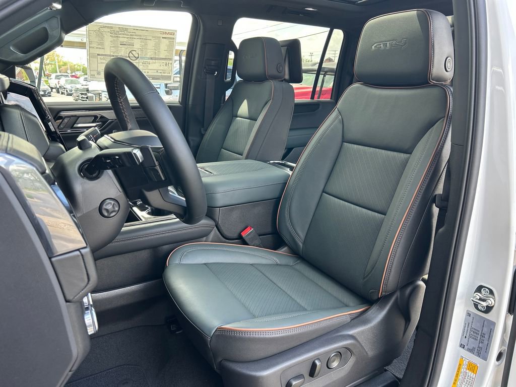 New 2026 GMC Yukon XL AT4 image 17