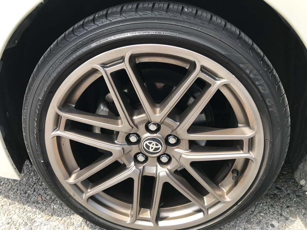 Used 2019 Toyota Corolla XSE FWD image 11