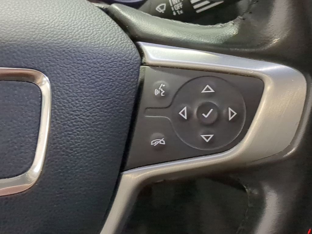 Used 2020 GMC Terrain SLE w/ Driver Convenience Package FWD image 30