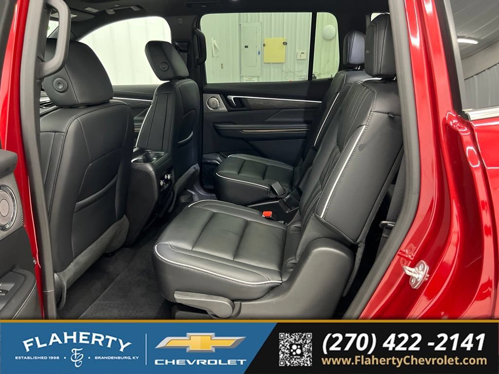Used 2026 Buick Enclave Avenir w/ Super Cruise Package AWD/4WD image 11