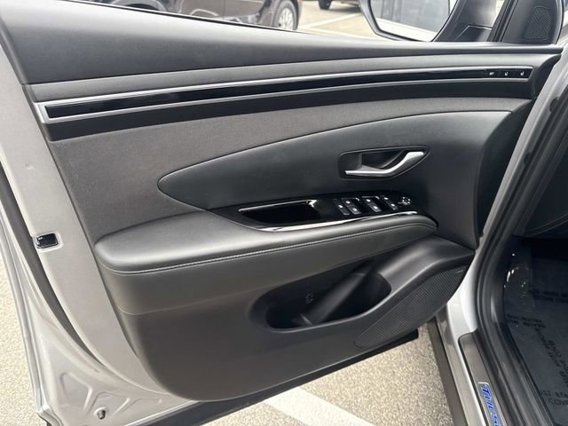 Certified 2022 Hyundai Tucson Limited image 19