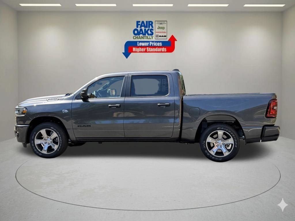 New 2026 RAM 1500 Express AWD/4WD image 10
