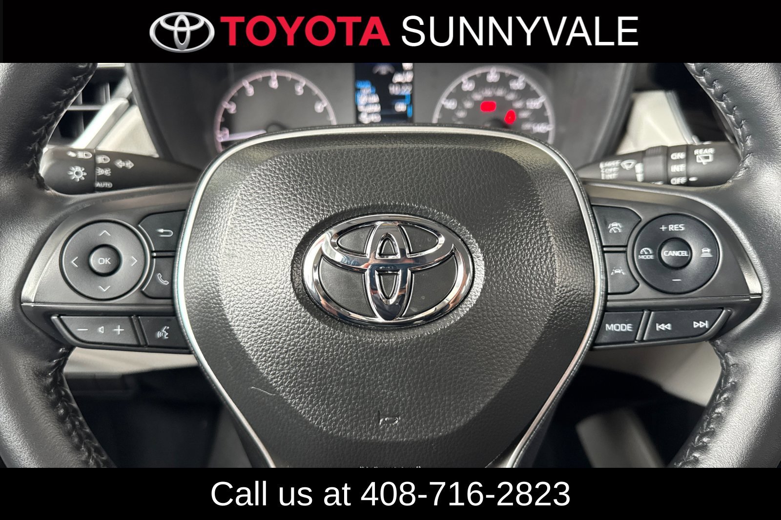 Certified 2025 Toyota Corolla Cross LE FWD image 28