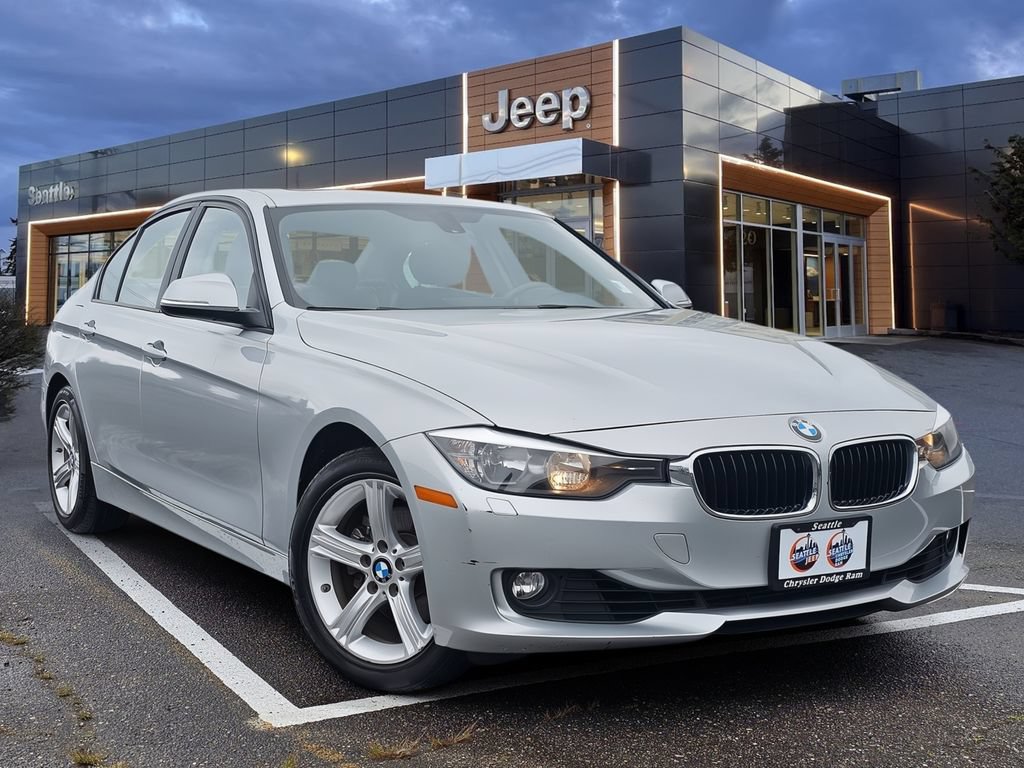 Used 2014 BMW 328i xDrive Sedan AWD/4WD image 1