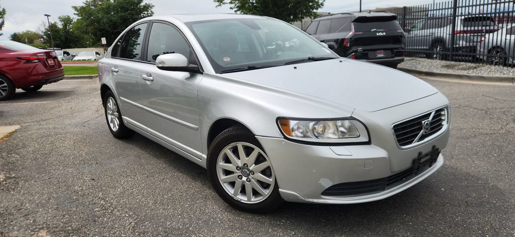 Used 2008 Volvo S40 2.4i FWD image 1