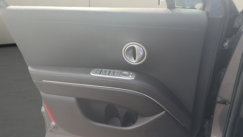 Used 2026 Hyundai Palisade SEL FWD image 13