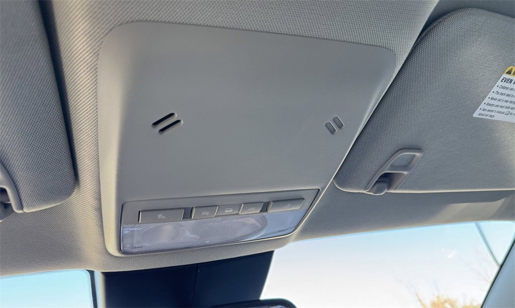 Used 2016 Buick Encore AWD image 18