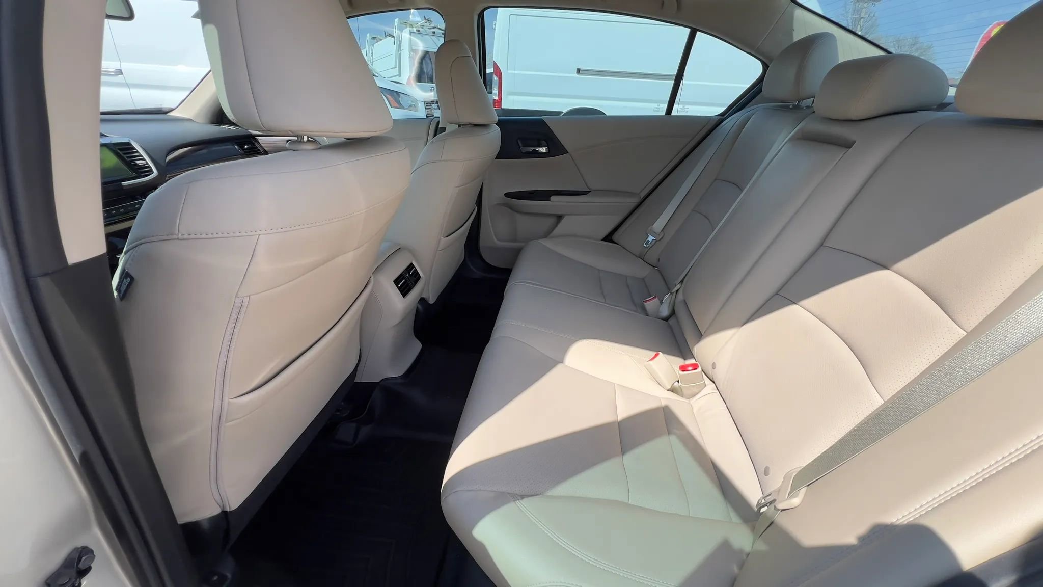 Used 2016 Honda Accord EX-L image 22