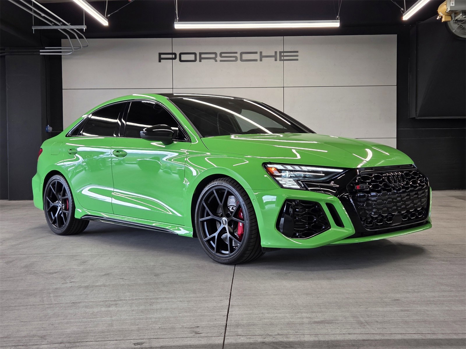 Used 2024 Audi RS 3 image 31