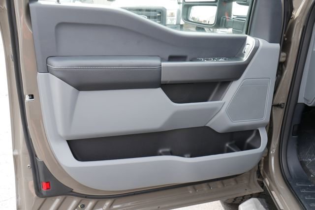 New 2026 Ford F250 XLT w/ FX4 Off-Road Package AWD/4WD image 12