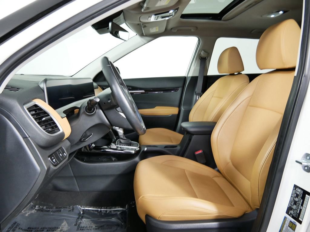 Certified 2024 Kia Seltos EX AWD/4WD image 17