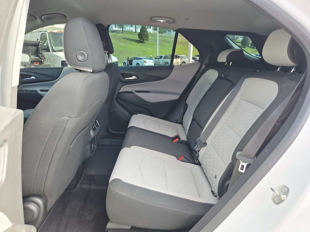 Used 2020 Chevrolet Equinox LS image 13