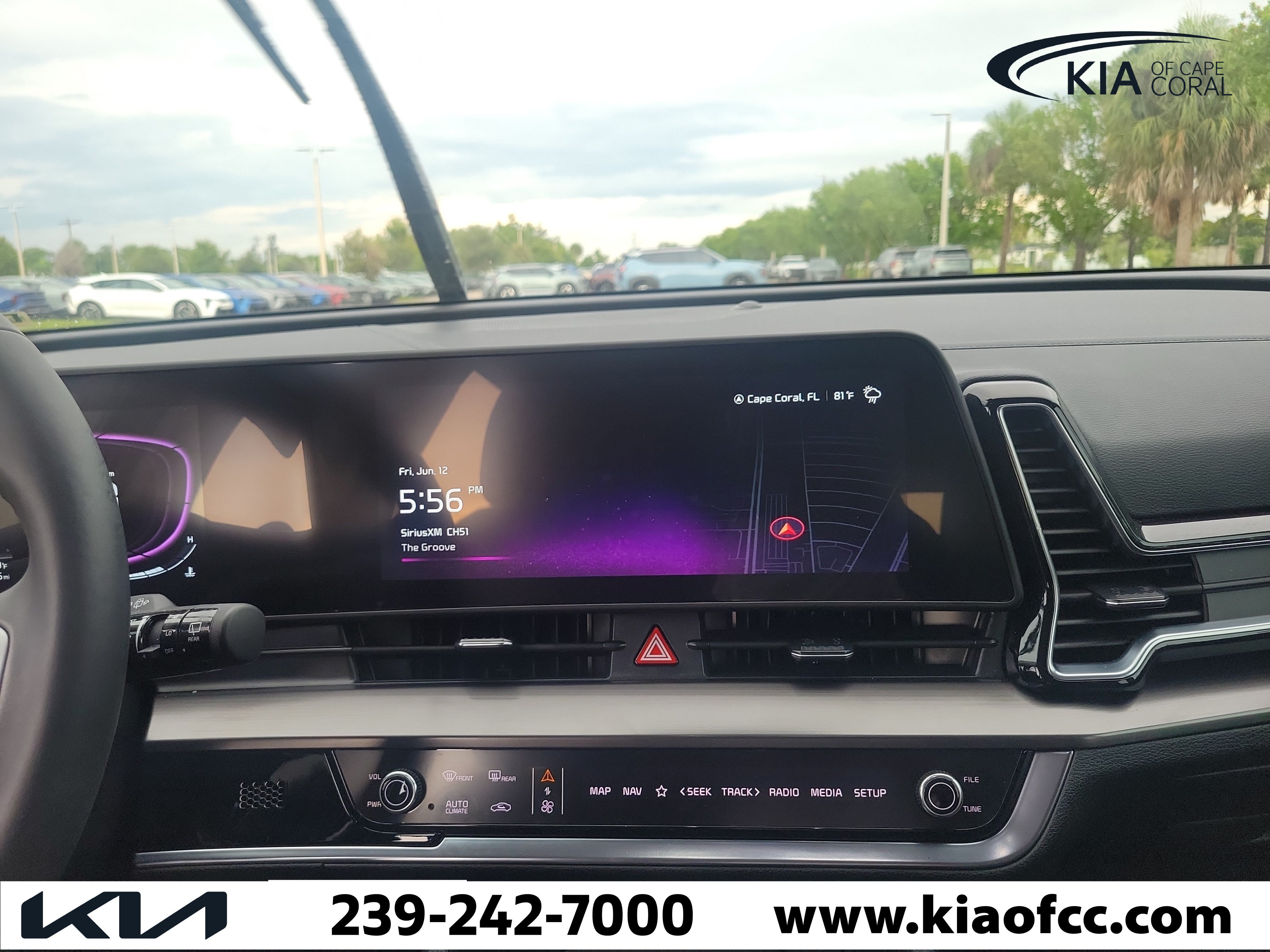 Certified 2025 Kia Sportage EX w/ Premium Package FWD image 21