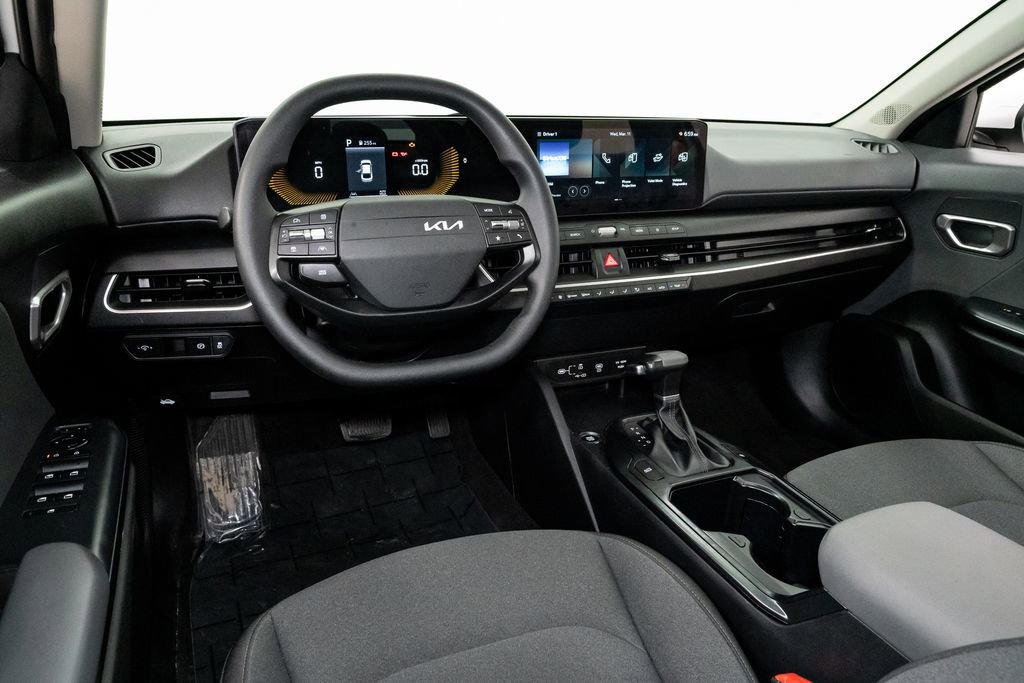 Certified 2025 Kia K4 LXS image 7