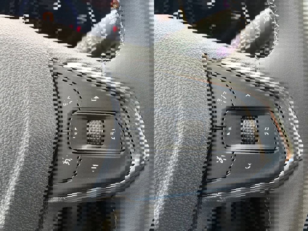 New 2026 Chevrolet Trax ACTIV w/ Driver Confidence Package image 18