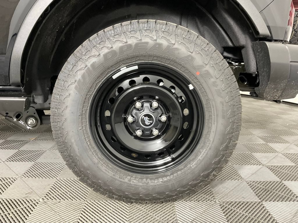 New 2026 Ford Bronco Big Bend w/ Black Diamond Package AWD/4WD image 10